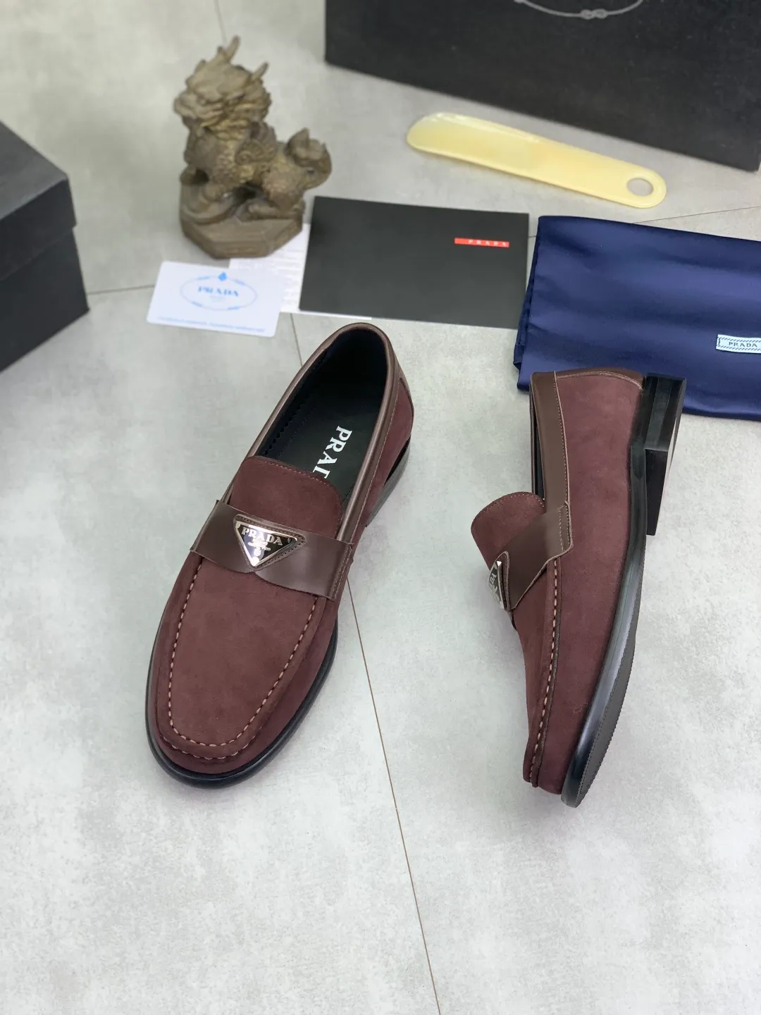 Men's men's shoes P560 new style 💰 💎💎💎 water-dyed cow lining original order quality PRADA —🆘.Prada original order purchasing, high-end business leather shoes, fabric: imported from Italy calfskin ➕ water-dyed cow lining / cowhide lining ➕ special original outsole, fine workmanship, real thing ^_^ Photographed 🎬size: 38-45